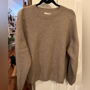 H&M beige brown long sleeve sweater size medium